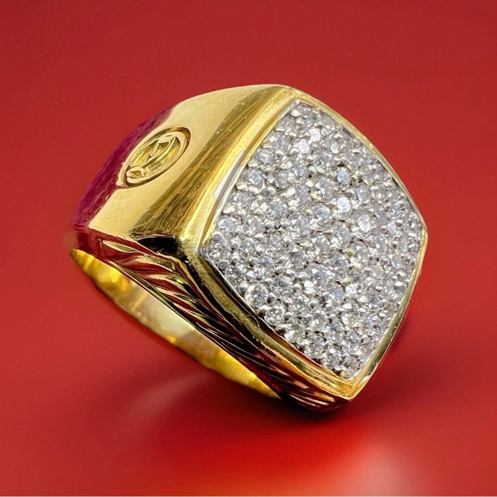 Mens Statement Pave 18kt Pinky Ring
